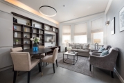 Stunning Kensington 2 Bedroom Apartment in 